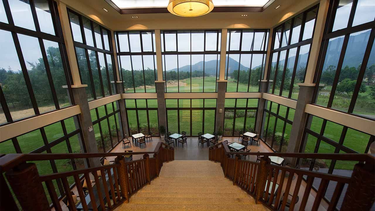 Laguna Golf Course – Domestic